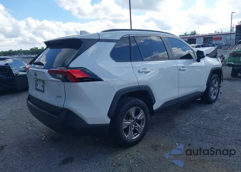 2022 Toyota Rav4 Xle из США, поврежденный, VIN 2T3W1RFV8NC197177